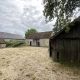 FERME A RENOVER SUR UN GRAND TERRAIN DE 4022M2 AU CENTRE DES