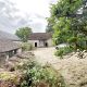 FERME A RENOVER SUR UN GRAND TERRAIN DE 4022M2 AU CENTRE DES