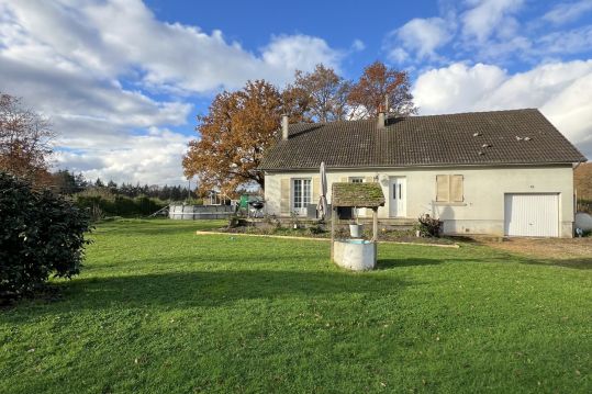 CHARMANTE MAISON AVEC GRAND JARDIN AU COEUR DE LA CAMPAGNE