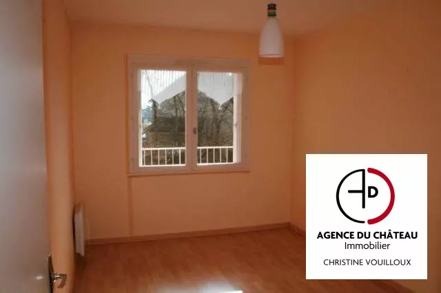 Appartement de Type F3 avec Balcon à Sully-sur-Loire