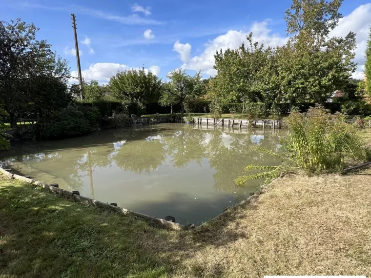 FERME DE 1900 RENOVEE SUR UN PARC DE 2416M² PAYSAGE ET AVEC PLA