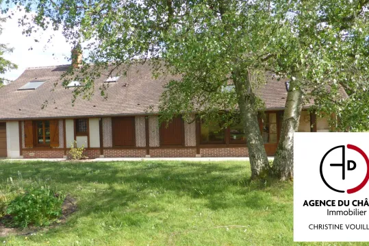 MAGNIFIQUE FERME EN PLEINE NATURE