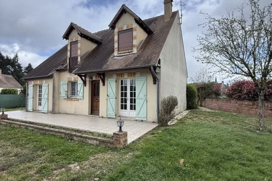 BELLE MAISON DE CARACTERE